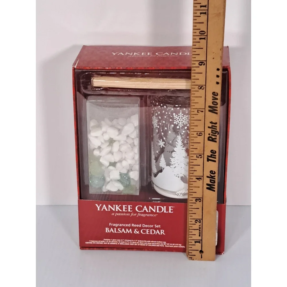 Yankee Candle Balsam & Cedar Fragranced Reed Decor Set Winter Forest 1220045